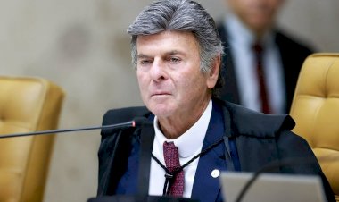 No STF, Fux proíbe aplicação de benefícios sociais em bets e manda Fazenda tomar medidas