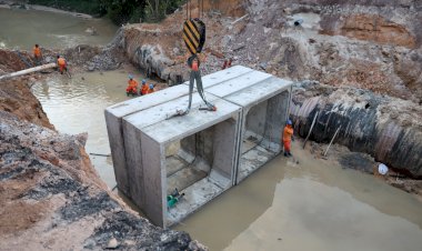 Em 48 horas de obra, Prefeitura de Manaus instala novas aduelas na avenida Mário Ypiranga Monteiro