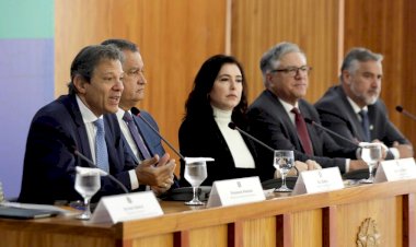 Haddad diz que isenção do IR por razões de saúde será limitada a quem ganha até R$ 20 mil por mês, mas deduções não mudam