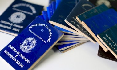 Desemprego cai para 6,2% em outubro, menor taxa da história