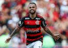 Flamengo vence o Internacional no Maracanã e  acaba com chance de título do time gaúcho, pela 36ª Rodada do Campeonato Brasileiro Série A