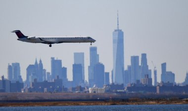 Saiba como russa embarcou sem passagem e passaporte em avião em Nova York com destino a Paris