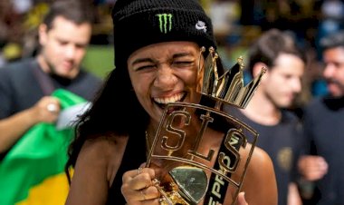 Rayssa Leal dá show e conquista o tricampeonato do SLS Super Crown