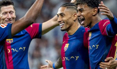 Raphinha dá show, e Barcelona ganha a Supercopa da Espanha com massacre contra o Real