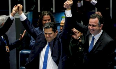 Alcolumbre faz aceno a Lula após ser eleito: 'Nenhum senador tem a autoridade para atrapalhar a agenda do governo'