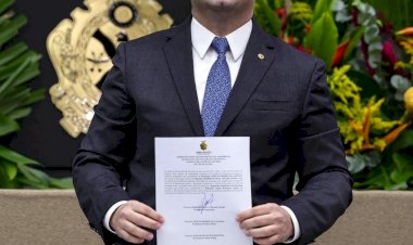 Roberto Cidade assume presidência da Assembleia Legislativa, reforçando compromisso com diálogo e união em benefício do Amazonas