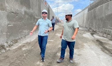 Prefeito David Almeida vistoria serviços finais do viaduto Rei Pelé