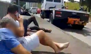 Helicóptero da PM é atingido por tiros durante operação no Complexo de Israel; Avenida Brasil foi fechada e uma pessoa foi atingida