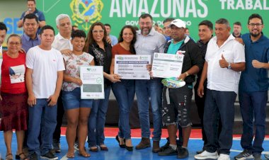 Governador Wilson Lima dá início à entrega de mais de mil kits pelo programa Atualiza Pescador