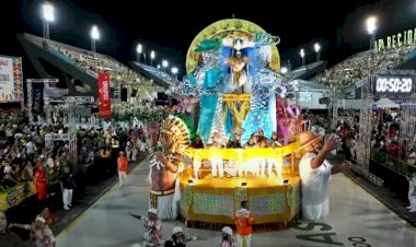 Reino Unido da Liberdade é a campeã do Carnaval de Manaus de 2025