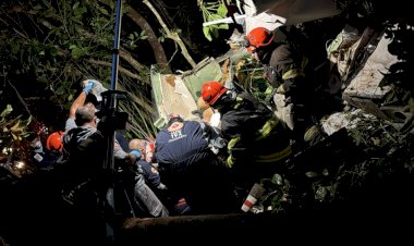 Avião cai dentro de aldeia indígena no litoral de SP; há vítimas