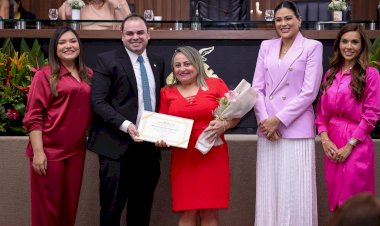 Presidentes Roberto Cidade homenageia trajetórias de determinação e vitórias de mulheres amazonenses com o diploma ‘Mulher Cidadã Amazonense’