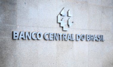 Contas públicas têm superávit de R$ 104 bilhões em janeiro; dívida recua