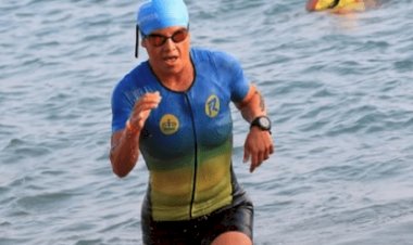 Atleta de triatlo morre afogada durante evento esportivo em Fortaleza