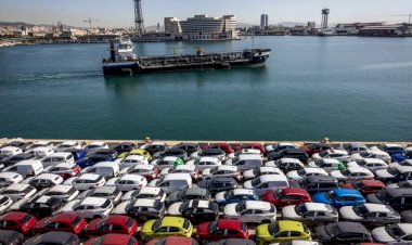 Trump anuncia tarifas de 25% para todos os carros fabricados fora dos EUA a partir de 2 de abril