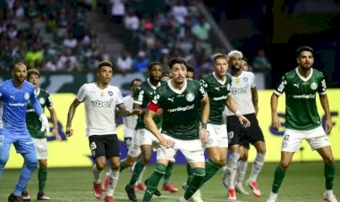 Palmeiras e Botafogo empatam sem gols na estreia do Brasileirão