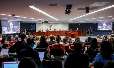 STF recebe primeiros pedidos de revisão de penas do 8 de janeiro