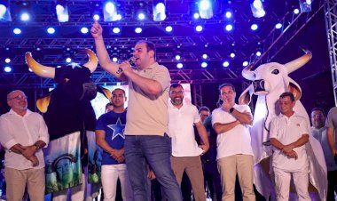 Em Parintins, presidente Roberto Cidade fala da expectativa de incremento na economia regional com o Festival Folclórico 2025 e vistoria obras do Prosai