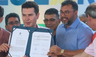 Governador Wilson Lima, Ministério das Cidades e prefeitura assinam contrato para a construção de 400 casas em Tefé