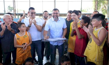 Em café em homenagem às mães, no bairro Compensa, governador Wilson Lima anuncia reforma de espaços de esporte e lazer