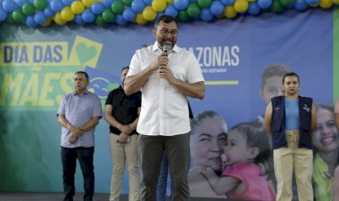 Na véspera do Dia das Mães, governador Wilson Lima entrega kits de bebê para gestantes em Manaus