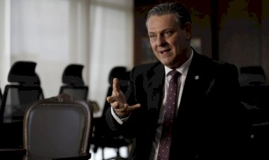 China suspende compra de frango brasileiro por 60 dias, após caso de gripe aviária em granja do RS