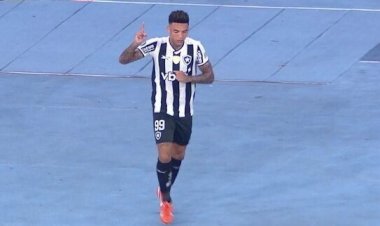 Botafogo vence Universidad de Chile com um jogador a menos e se classifica na Libertadores