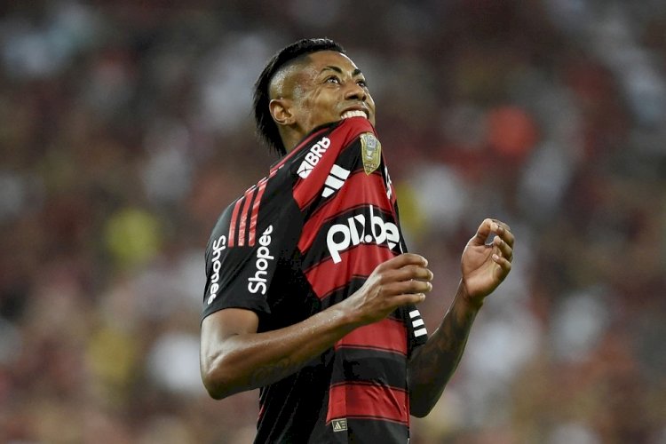 Justiça nega sigilo e autoriza envio de provas contra Bruno Henrique, do Flamengo, a STJD e CPI
