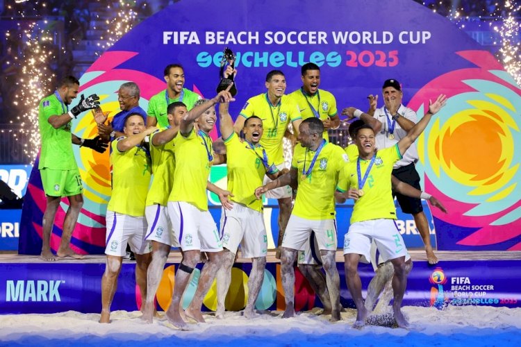 Brasil vence Belarus e é hepta da Copa do Mundo de Futebol de areia