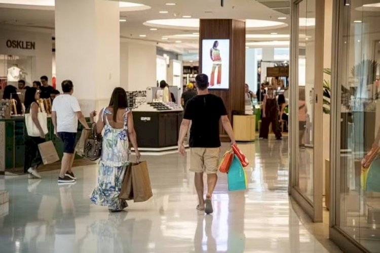 Supersafra, emprego, renda e crédito: entenda os fatores que têm levado o mercado a revisar projeções para o PIB