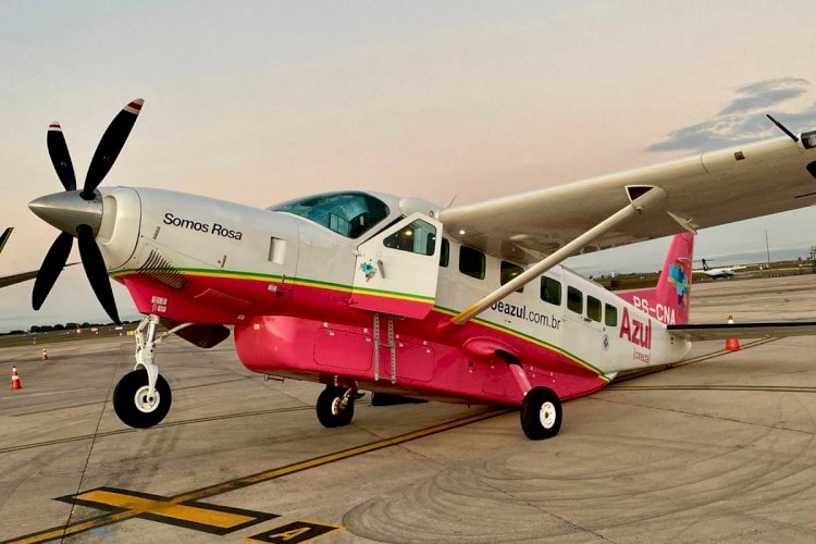 Avião Cessna Caravan da Azul 'empina' na pista em Viracopos durante embarque de voo com destino ao Rio de Janeiro