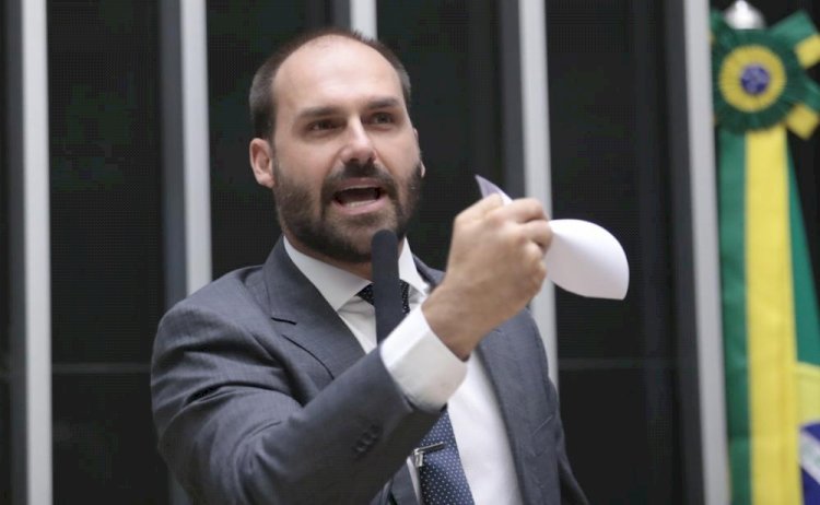 Moraes abre inquérito contra Eduardo Bolsonaro por atuação nos EUA