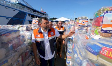 Operação Cheia 2025: Governador Wilson Lima vistoria envio de 230 toneladas de alimentos a municípios atingidos pela cheia