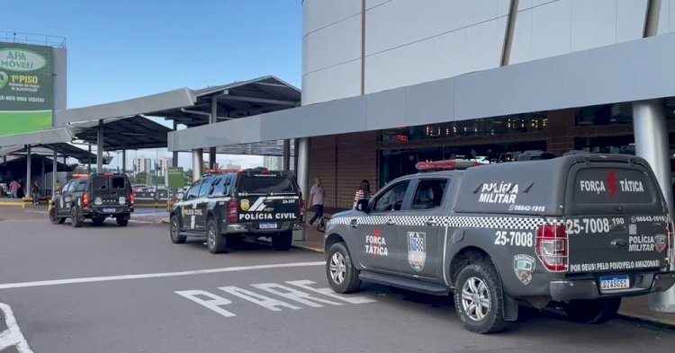 Criminosos armados assaltam joalheria em shopping de Manaus e causam correria