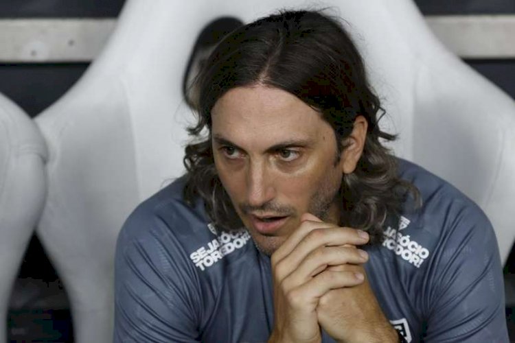 Luis Zubeldía pede demissão do São Paulo; Crespo deve ser o substituto