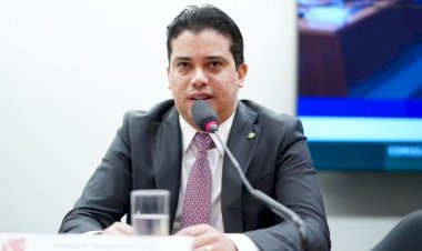 PF faz busca e apreensão na Câmara; alvo é deputado do PSB