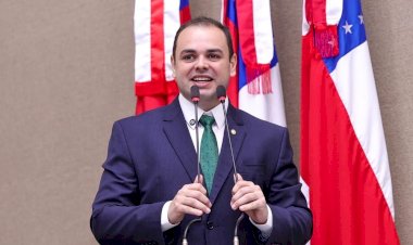 Em data dedicada à ciência, presidente Roberto Cidade celebra política de incentivo à pesquisa nas escolas