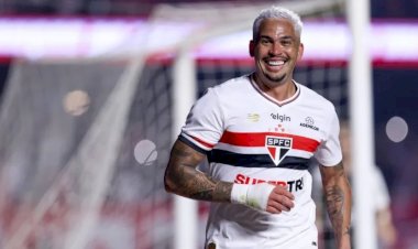 São Paulo vence o Corinthians no Morumbis e se afasta do Z-4, pela 15ª rodada da série A