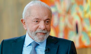 Trump foi induzido a crer em mentira de perseguição a Bolsonaro, diz Lula