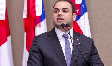 Leis de Roberto Cidade reforçam compromisso com a primeira infância no Amazonas