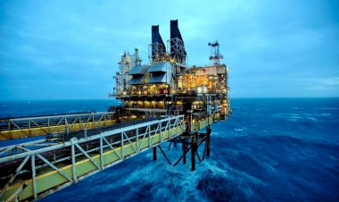 BP anuncia que fez maior descoberta de petróleo e gás em 25 anos na bacia de Santos