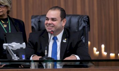 Presidente Roberto Cidade propõe criação de Escola de Aquaviários para formar profissionais da navegação no Amazonas