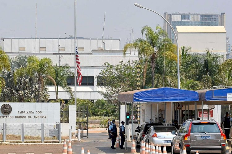Emissão de vistos de brasileiros para os EUA cai 25,7% após Trump assumir mandato
