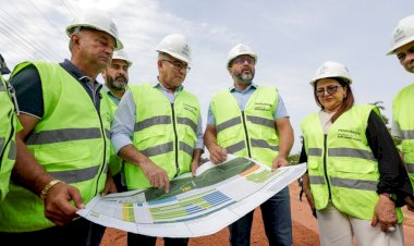 Em Novo Airão, governador Wilson Lima vistoria obras da AM-352 e destaca investimentos de R$ 257 milhões para infraestrutura do município