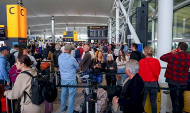 Ataque cibernético afeta operação de aeroportos europeus e causa atrasos em voos