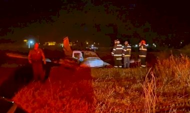 Avião de pequeno porte faz pouso forçado em pastagem em Votuporanga após piloto confundir luzes de motel com as da pista