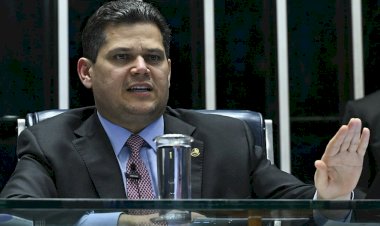 Alcolumbre formaliza arquivamento da PEC da Blindagem: 'Mobilizou a sociedade brasileira e o Parlamento'