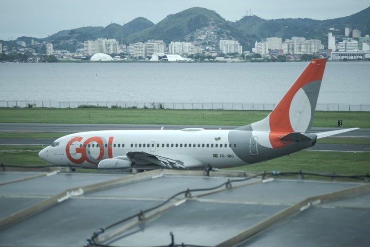 Quatro aviões arremetem no Santos Dumont
