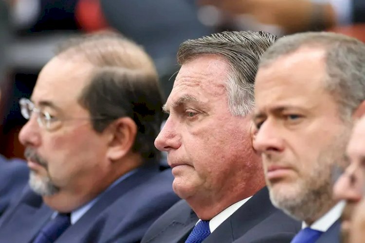 Primeira Turma do STF condena Jair Bolsonaro e outros sete réus por golpe de Estado