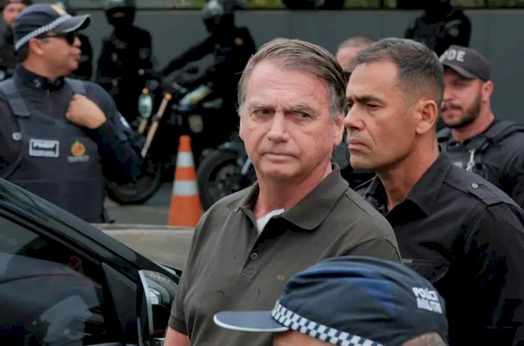 Laudo de Bolsonaro indica câncer de pele, diz médico